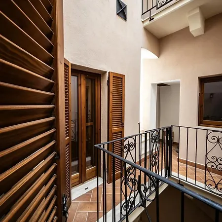 Vicus Interocrea Hotel *